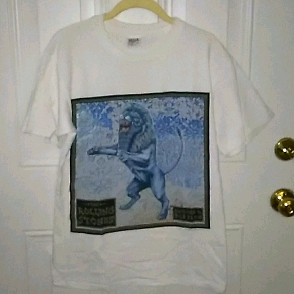 Tops - Vintage 1997 Rolling Stones Concert Tee